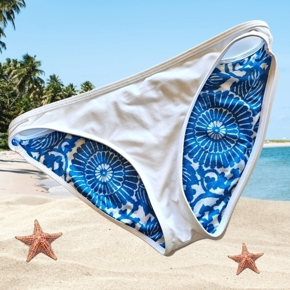 Lululemon Bikini Bottoms - Picture 2 of 7